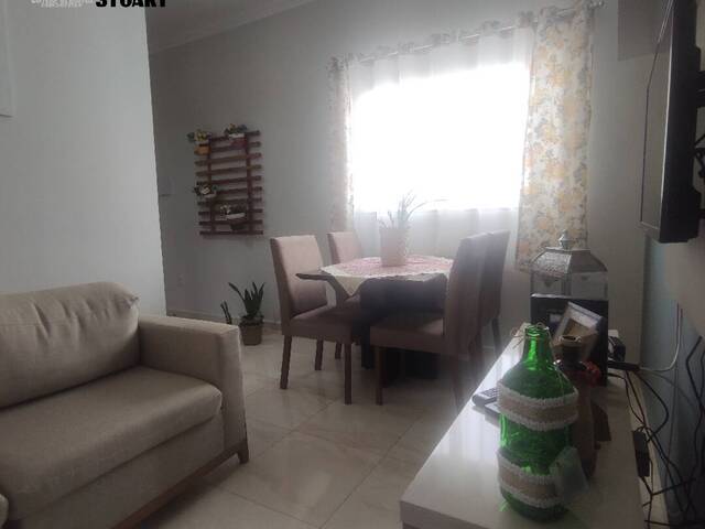 #24 - Apartamento para Venda em Guaratinguetá - SP