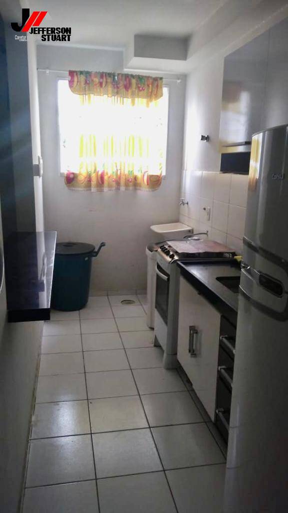 Apartamento à venda com 2 quartos, 46m² - Foto 2