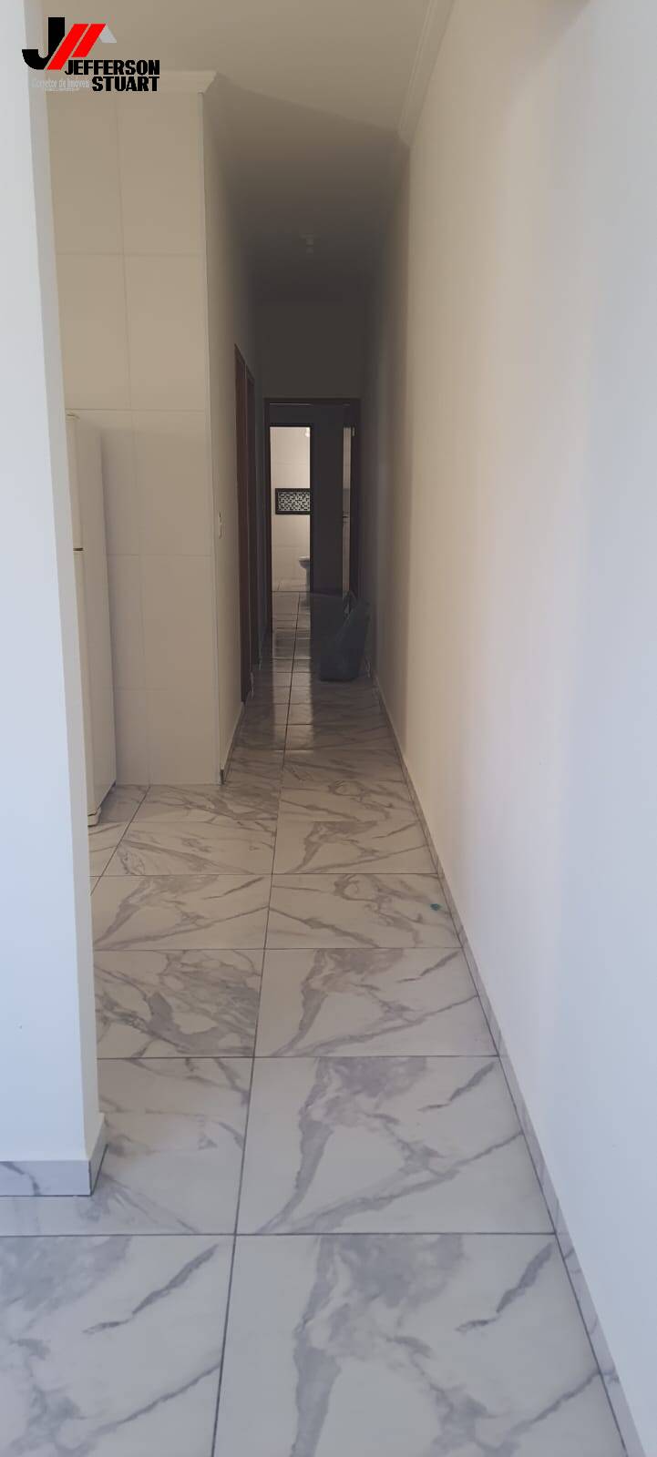 Casa à venda com 2 quartos, 73m² - Foto 2