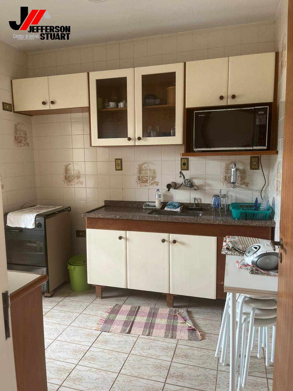 Apartamento à venda com 2 quartos, 84m² - Foto 2