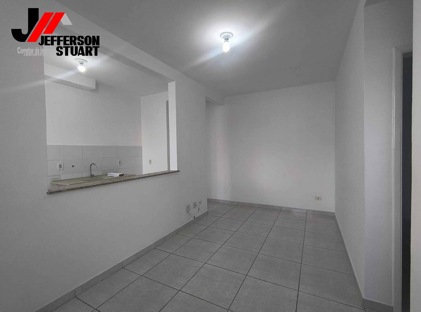 Apartamento à venda e aluguel com 2 quartos, 46m² - Foto 1